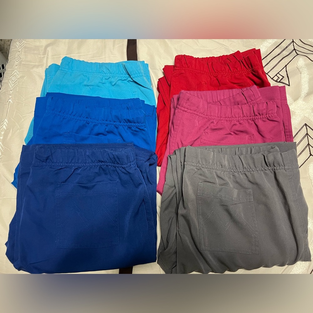 Bundle of 6 Maevn Scrub Pants, M